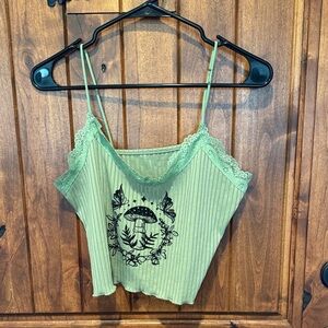 ROMWE Green Lace Trim Camisole with Black Graphic